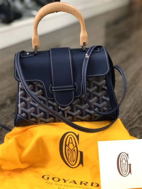 goyard saigon mini size